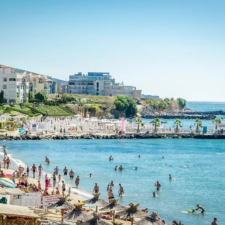 Premier Club - Full Board Отель Солнечный берег