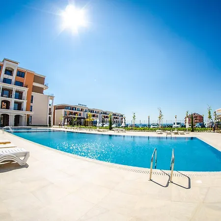 Отель Premier Club - Full Board 4*