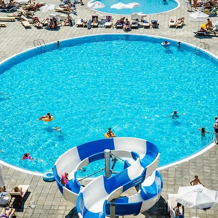 Premier Club - Full Board