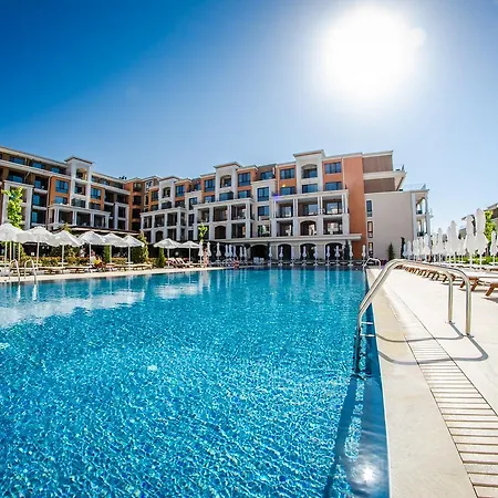 Отель Premier Club - Full Board