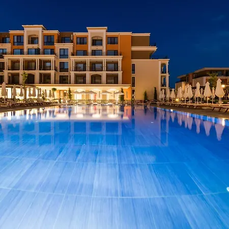 Premier Club - Full Board Отель Солнечный берег