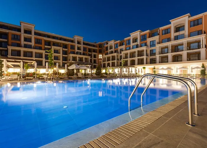 Premier Club - Full Board 4*