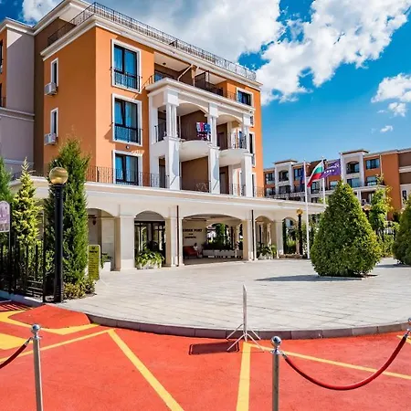 Premier Club - Full Board