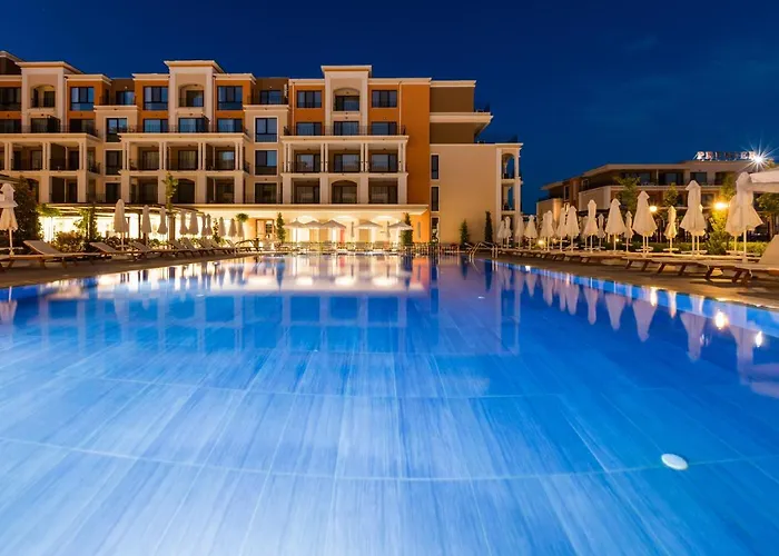 Premier Club - Full Board Готель Сонячний Берег