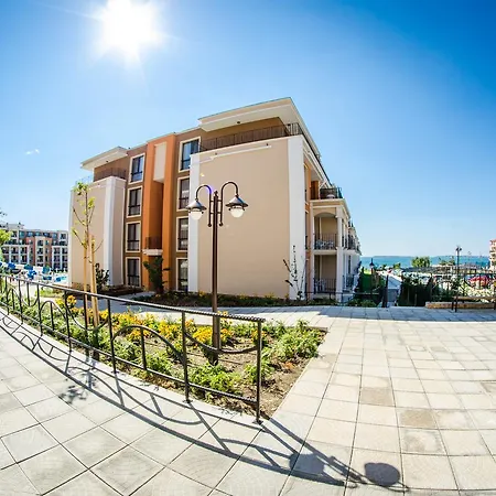 فندق بريمير فورت كلوب - مع 3 وجبات 4*