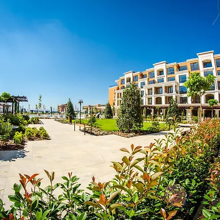 بريمير فورت كلوب - مع 3 وجبات 4*